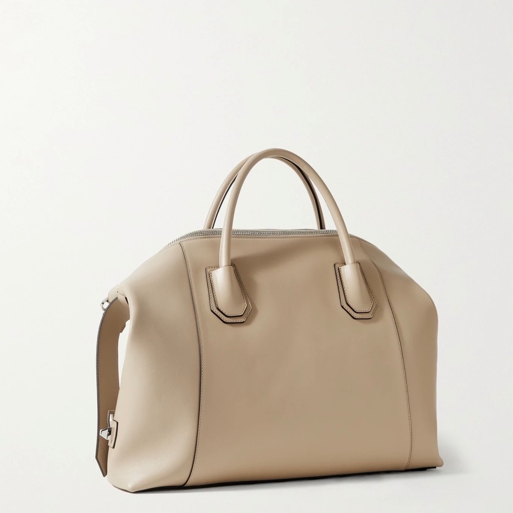 Givenchy Medium Soft Antigona in Dune / Beige Color - Picture 12 of 15